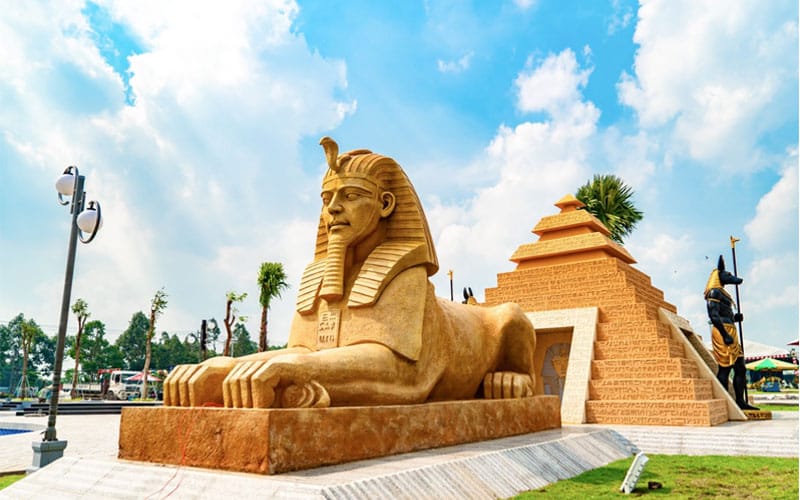 Thuê xe Carnival VIP đi Hậu Giang