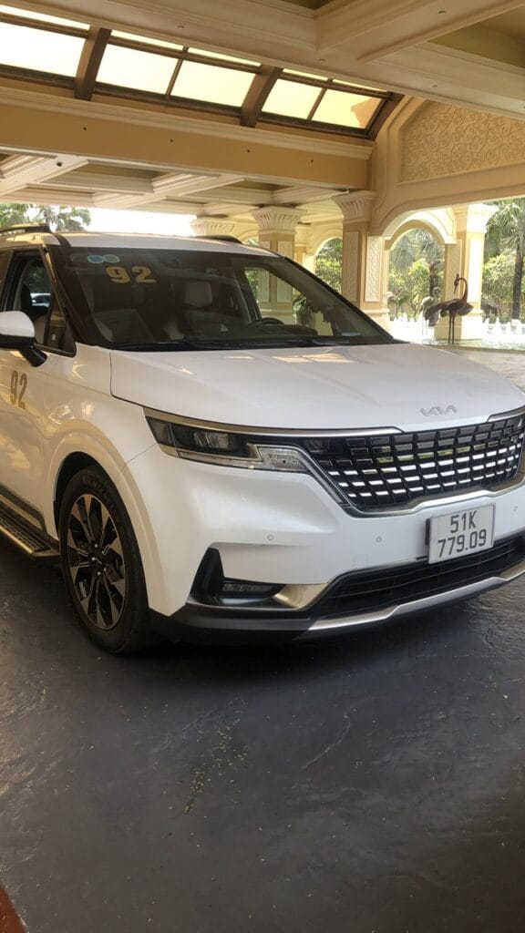 THUÊ XE CARNIVAL CITY NỘI THÀNH