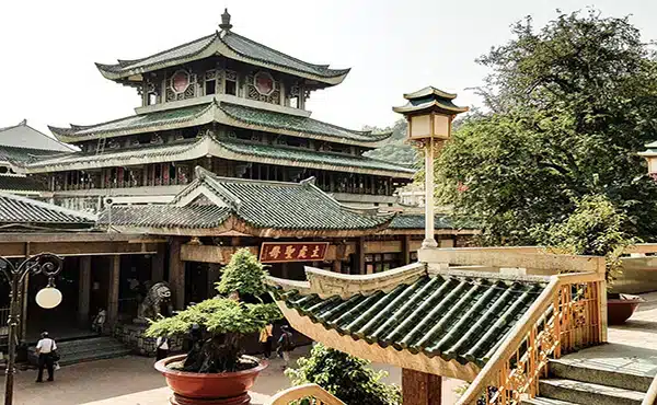 thuê xe carnival đi an giang