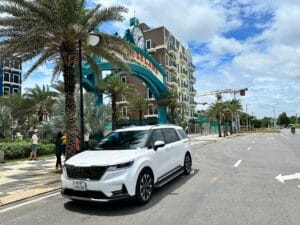 thuê xe carnival city nội thành